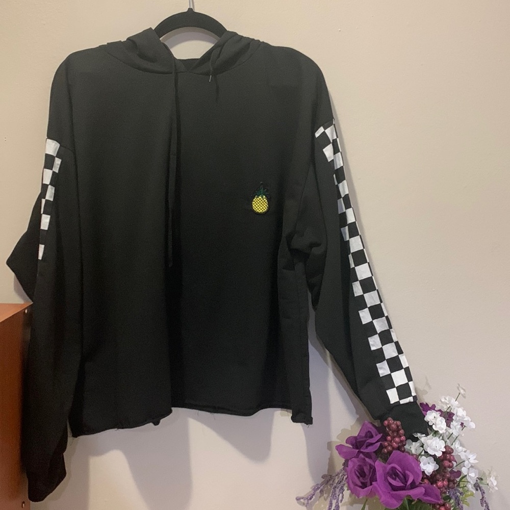 Cropped hoodie
